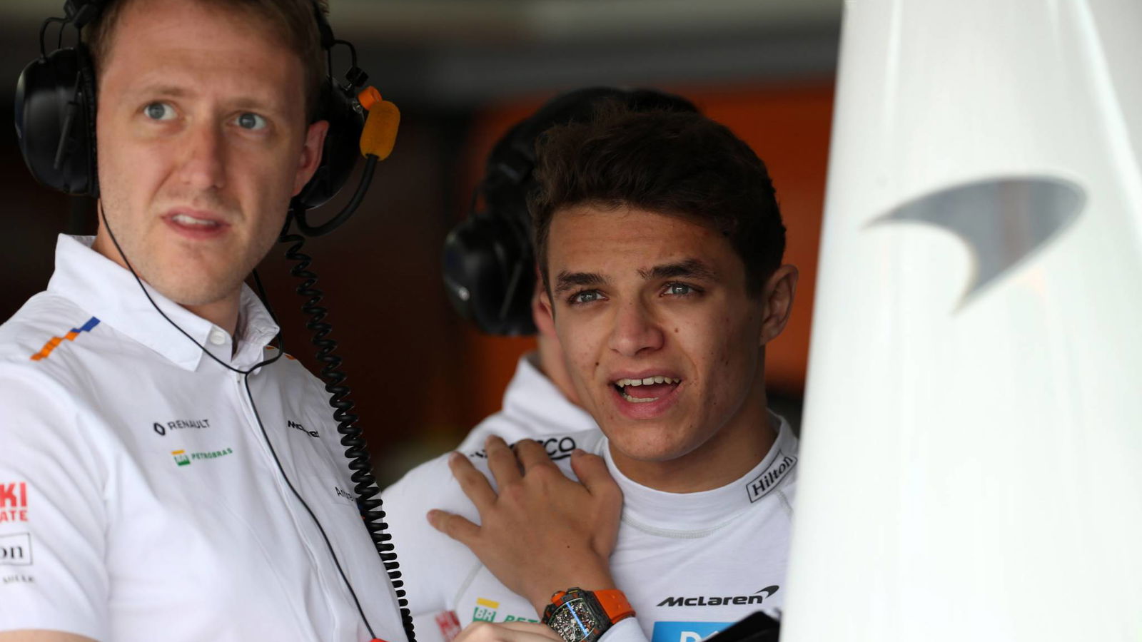 Norris dipanggil ke FIA Stewards karena pelanggaran FP1, menghindari hukuman
