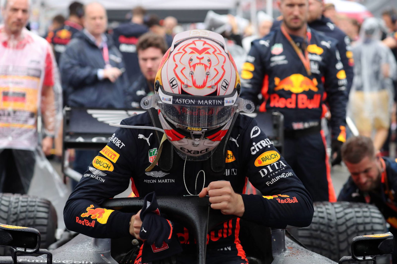 Vettel: Wet races create chaos, dry races F1’s focus to improve