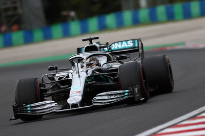 Hamilton edges Verstappen, Vettel in close Hungary FP3