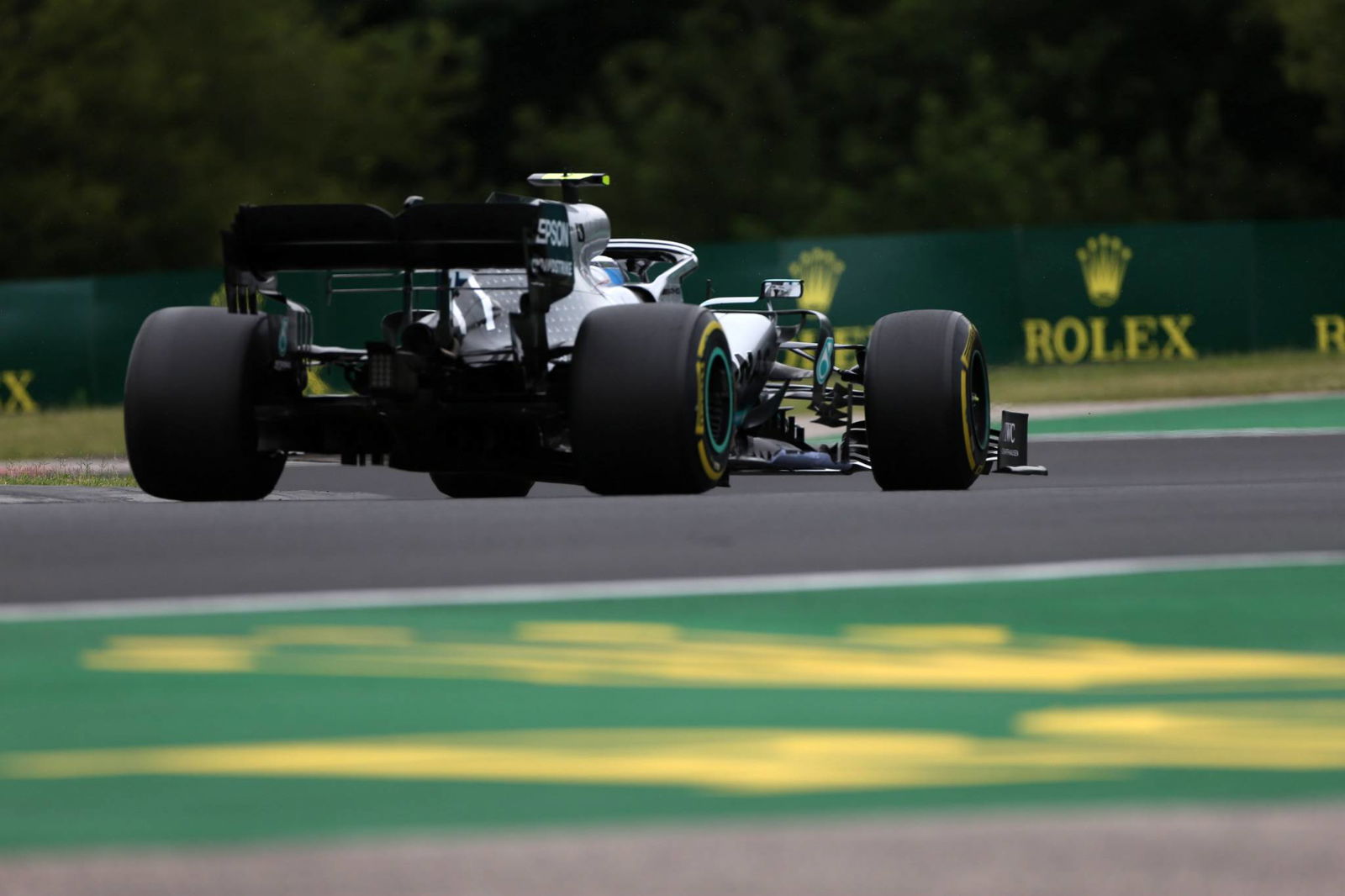 Hamilton: Latihan basah yang sekarang 'tidak relevan' di F1