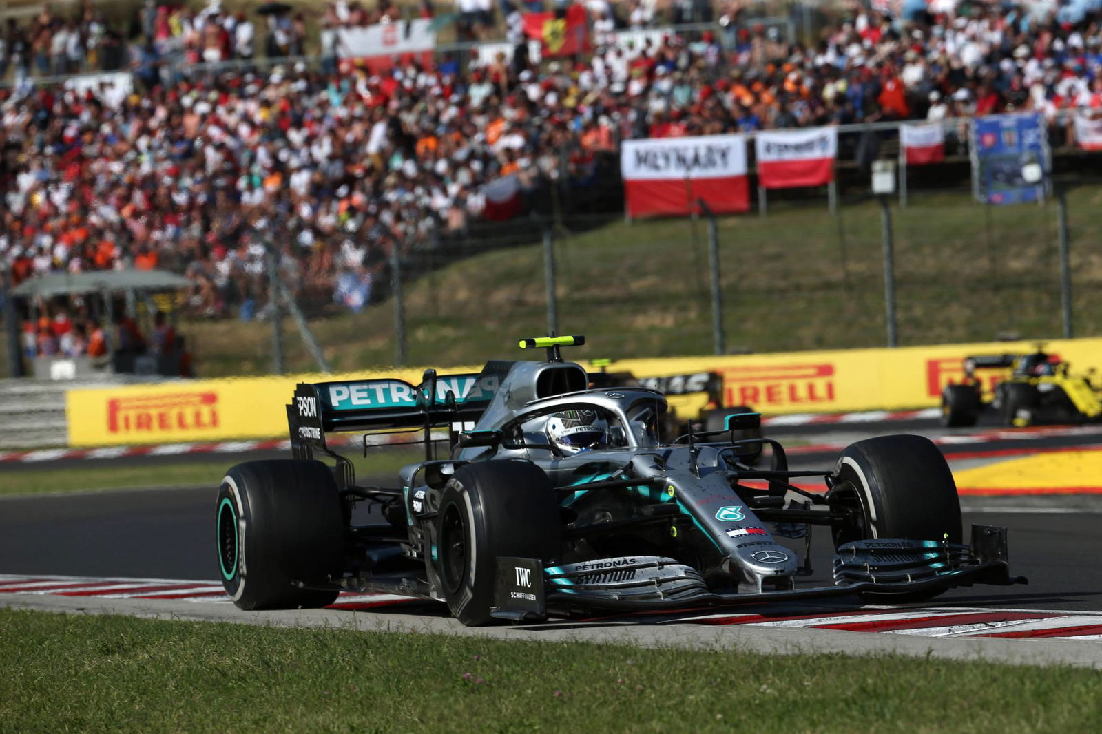Hungarian GP conclusions: Hamilton in complete control at halfway mark