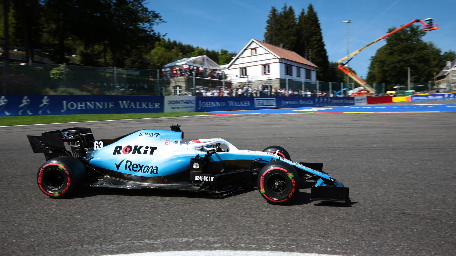 Williams signs new Mercedes power unit deal to end of 2025