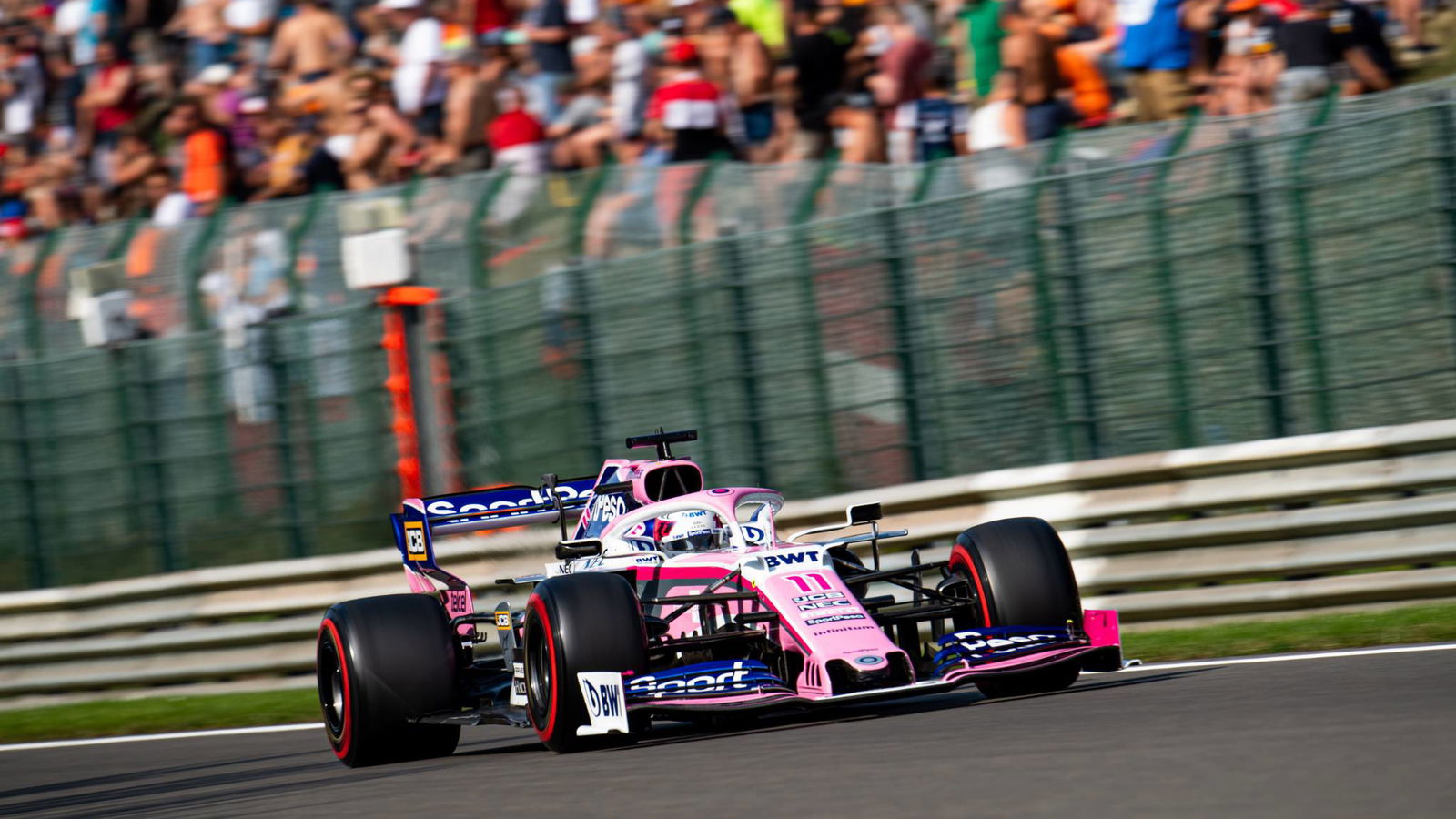Perez avoids sanction for late Albon move