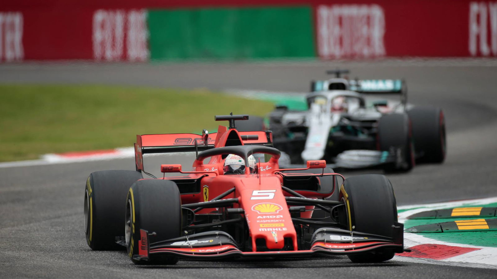 F1 harus beradaptasi di tengah perjuangan pabrikan