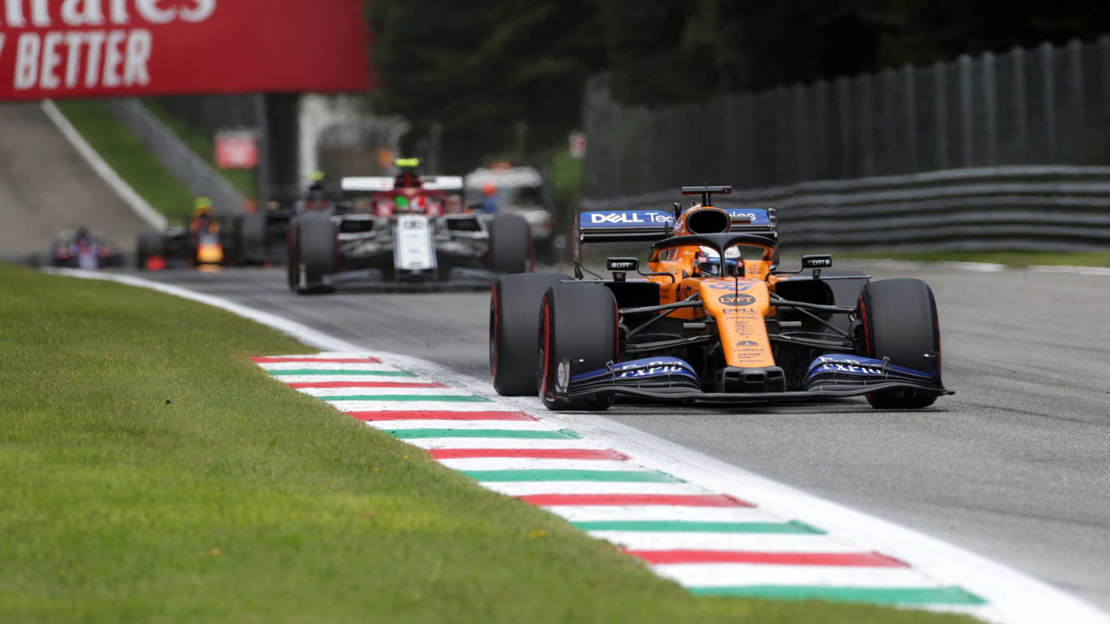 Sainz: F1 would have ‘close to zero overtakes’ without DRS