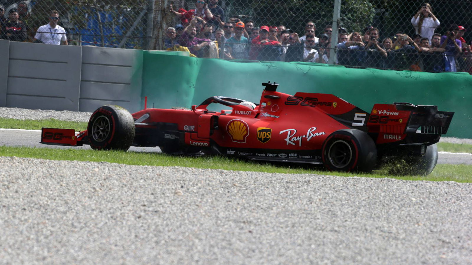 Ferrari harus 'mengangkat semangat Vettel' - Camilleri