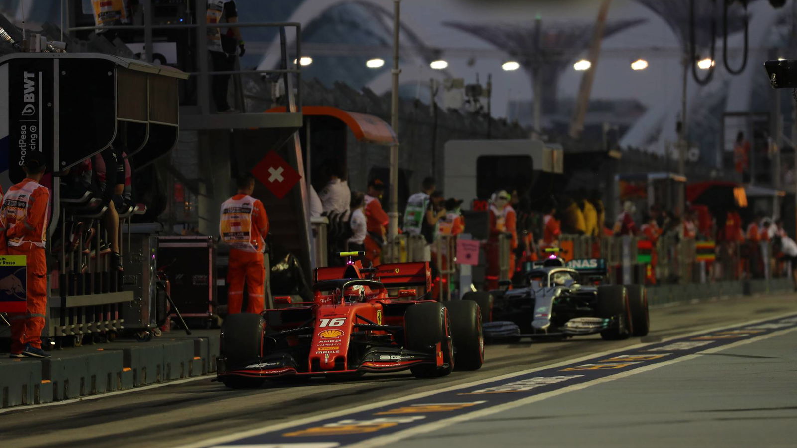 Tiang Singapura membuktikan Ferrari 'kekuatan yang harus diperhitungkan'