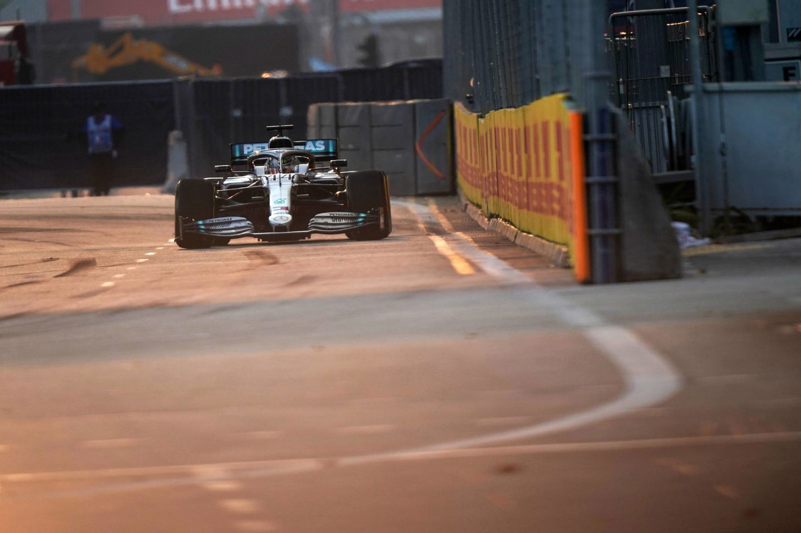 Hamilton: Mercedes could have “easily won” with undercut ‘risk’