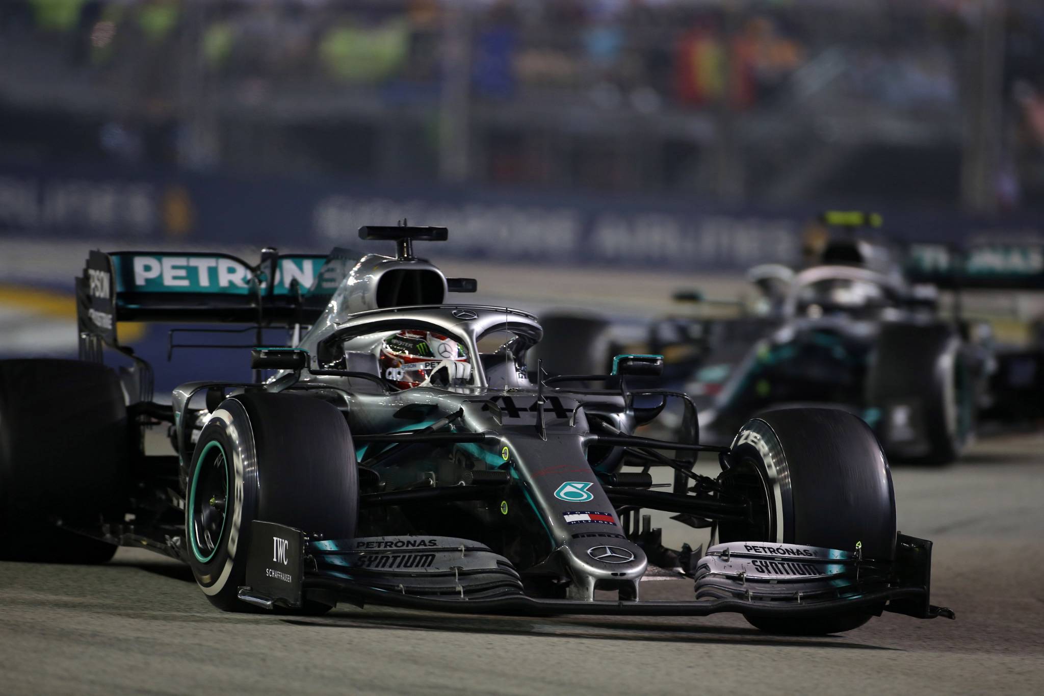 22.09.2019 - Race, Lewis Hamilton (GBR) Mercedes AMG F1 W10 and Valtteri Bottas (FIN) Mercedes AMG F1 W010 