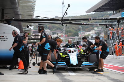 Williams names cause of Russell's Russian GP off, explains Kubica DNF