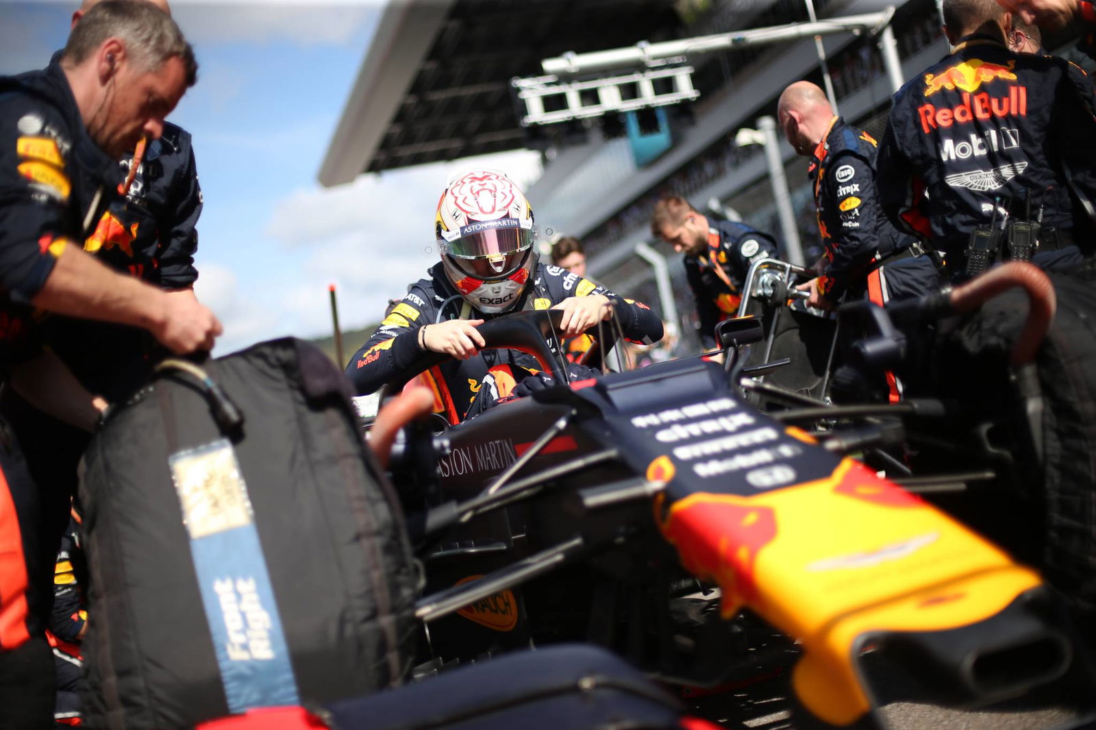 Figur teknologi F1 mendukung penundaan rem standar 2021