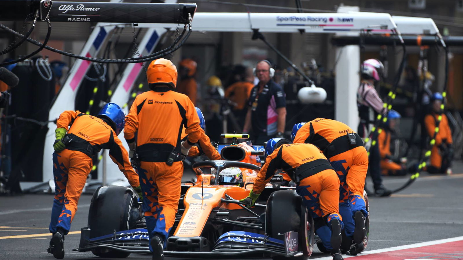 McLaren 'working very hard' to improve F1 pit stops