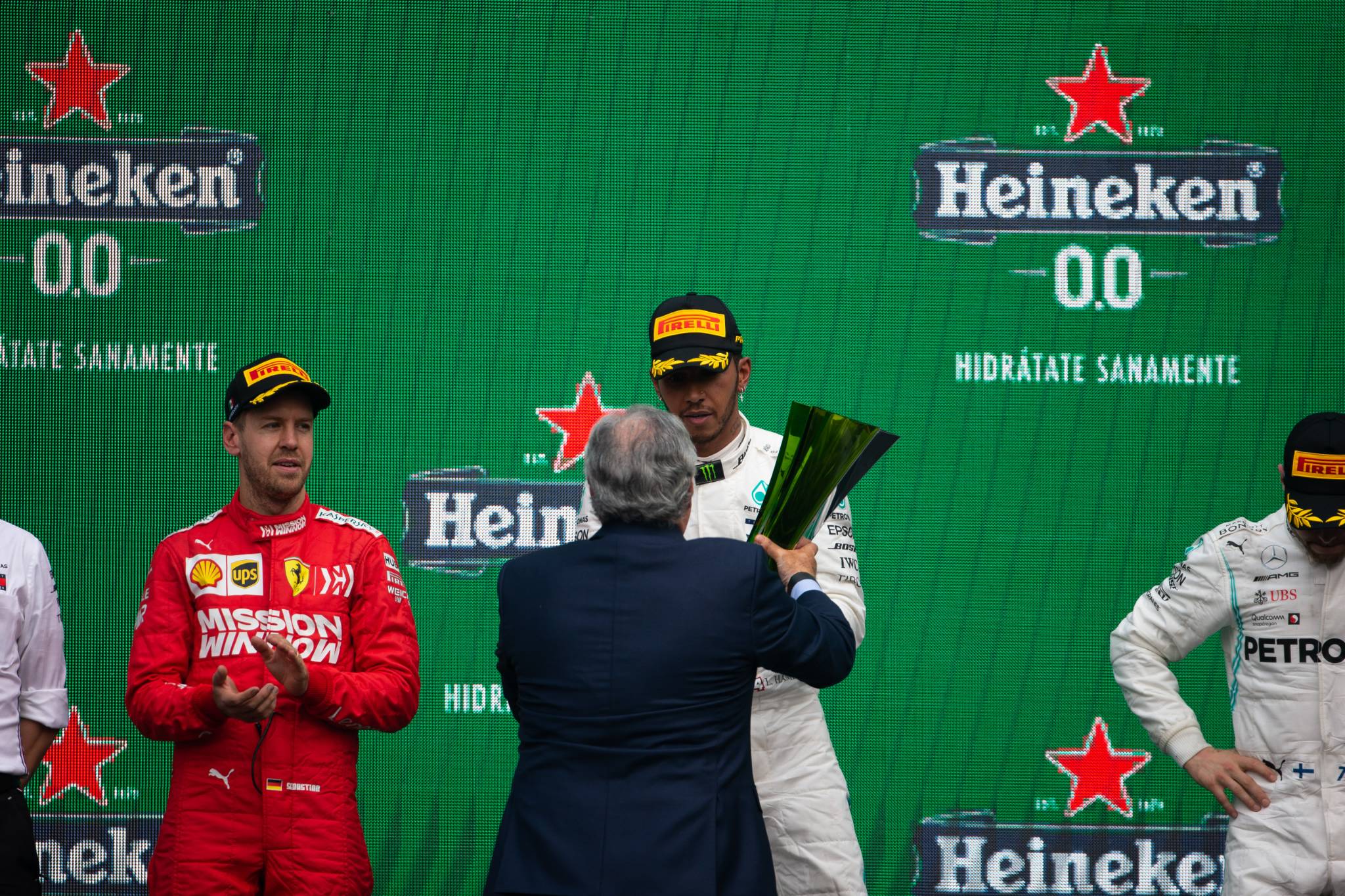 Vettel critical of Mexico trophy and 'selfie guy' 