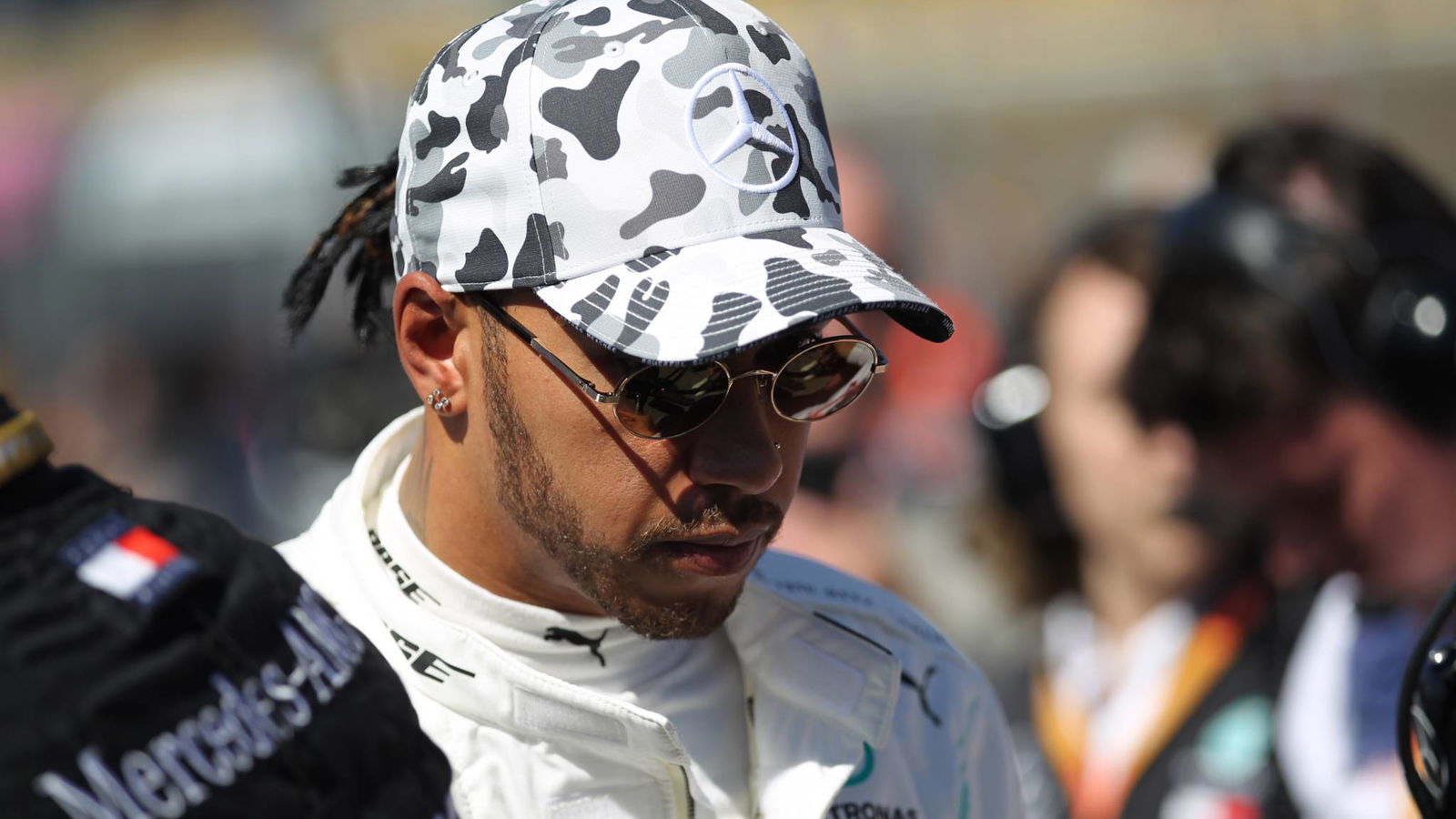 Hamilton membuka tentang 'memerangi iblis' di F1 2019