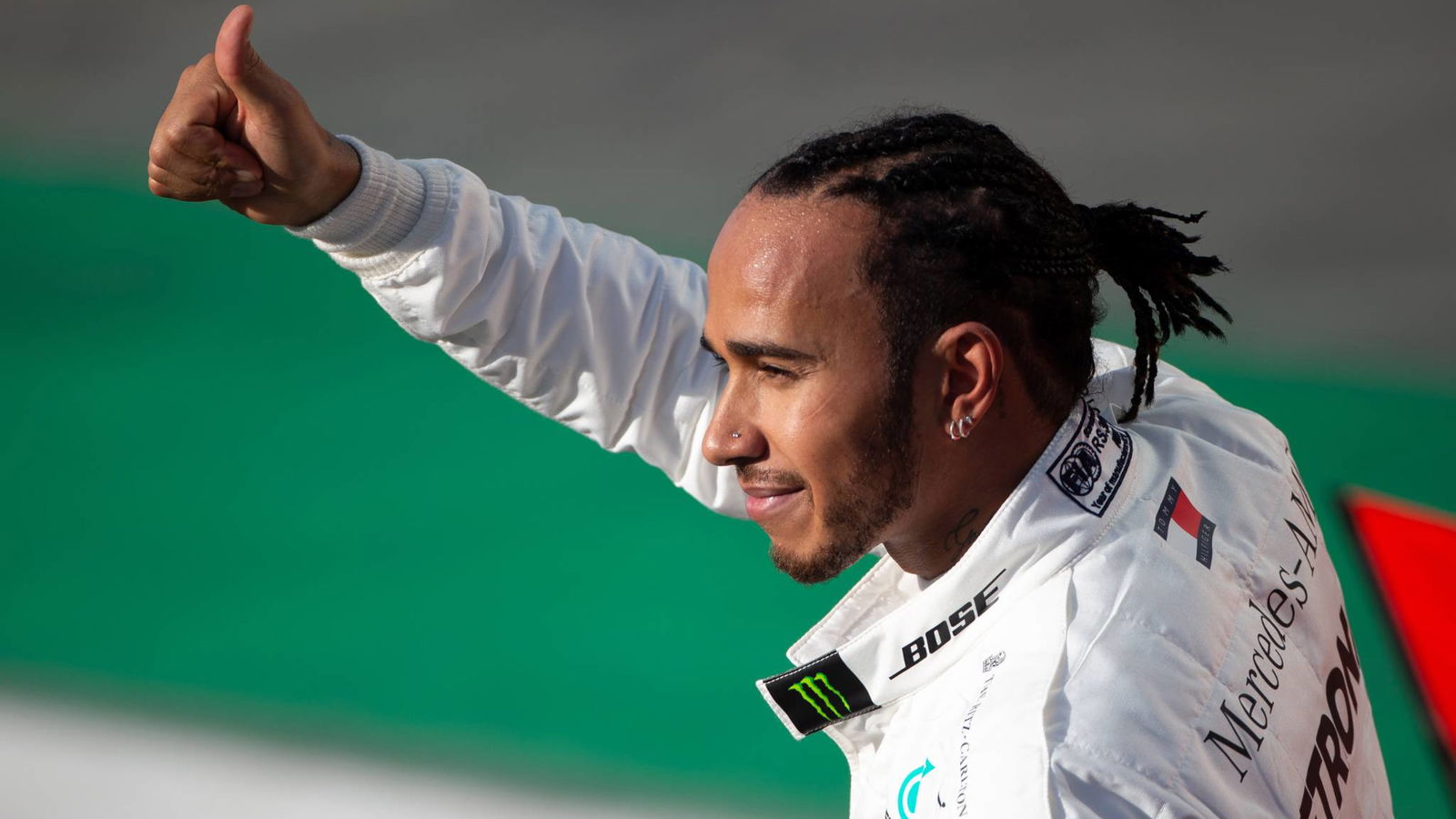 Hamilton menyerukan lebih banyak peluang bagi yang kurang mampu untuk mencapai F1
