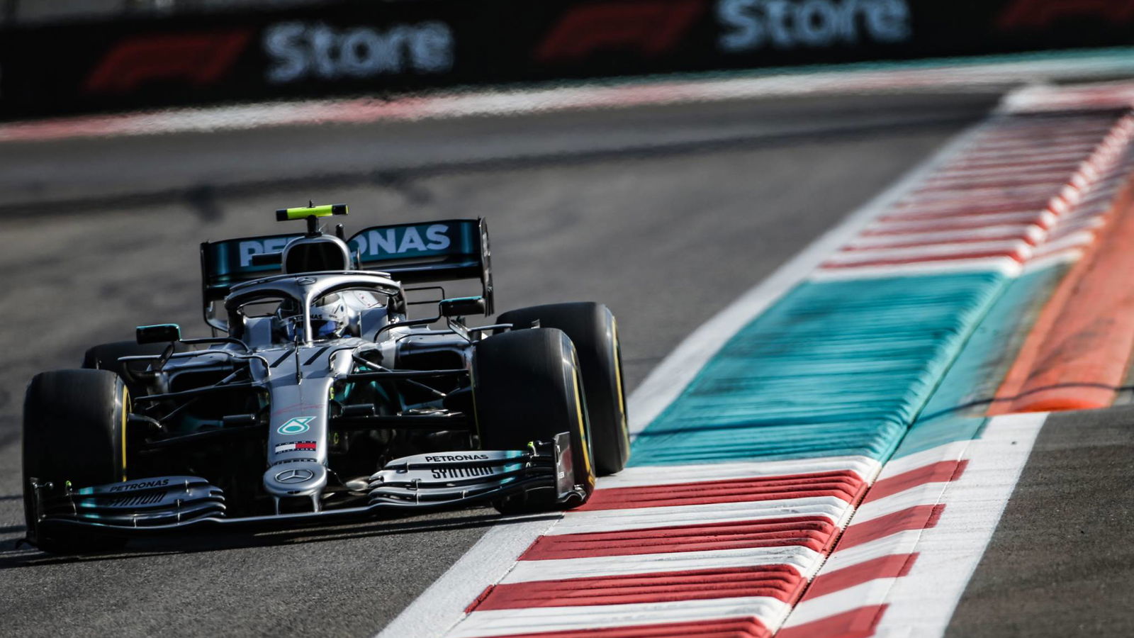 Bottas accepts blame and reprimanded for Grosjean FP2 clash