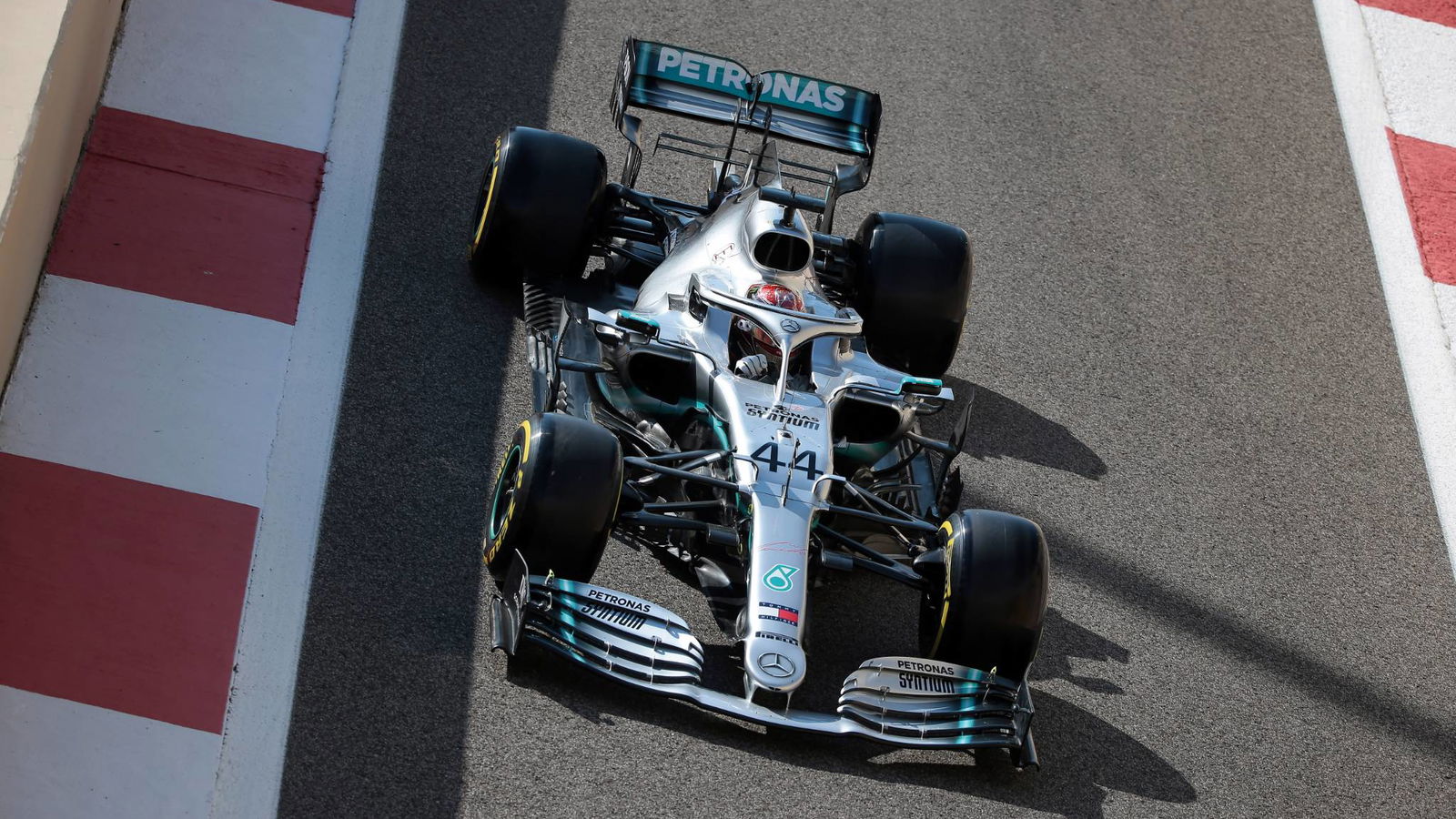 2019 musim tiga bagian untuk Mercedes