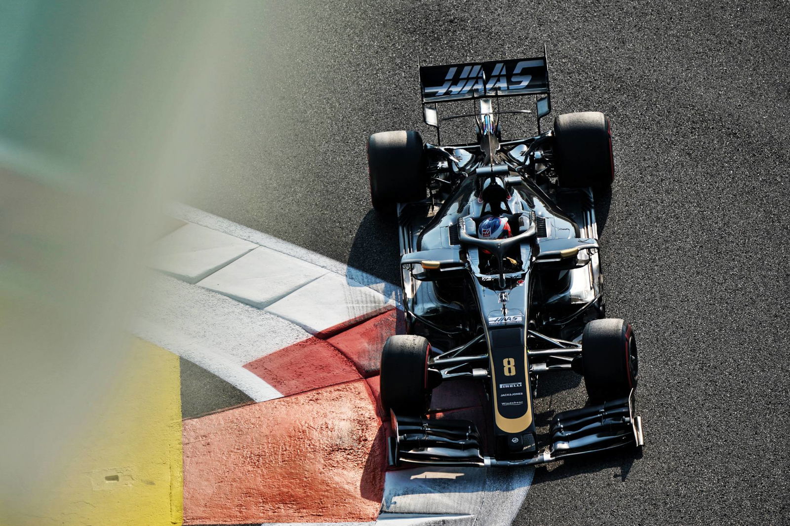 Gosip F1: Vettel mengatakan Hamilton sudah menjadi pembalap Ferrari