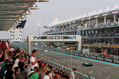 F1 Paddock Notebook - Abu Dhabi GP Saturday