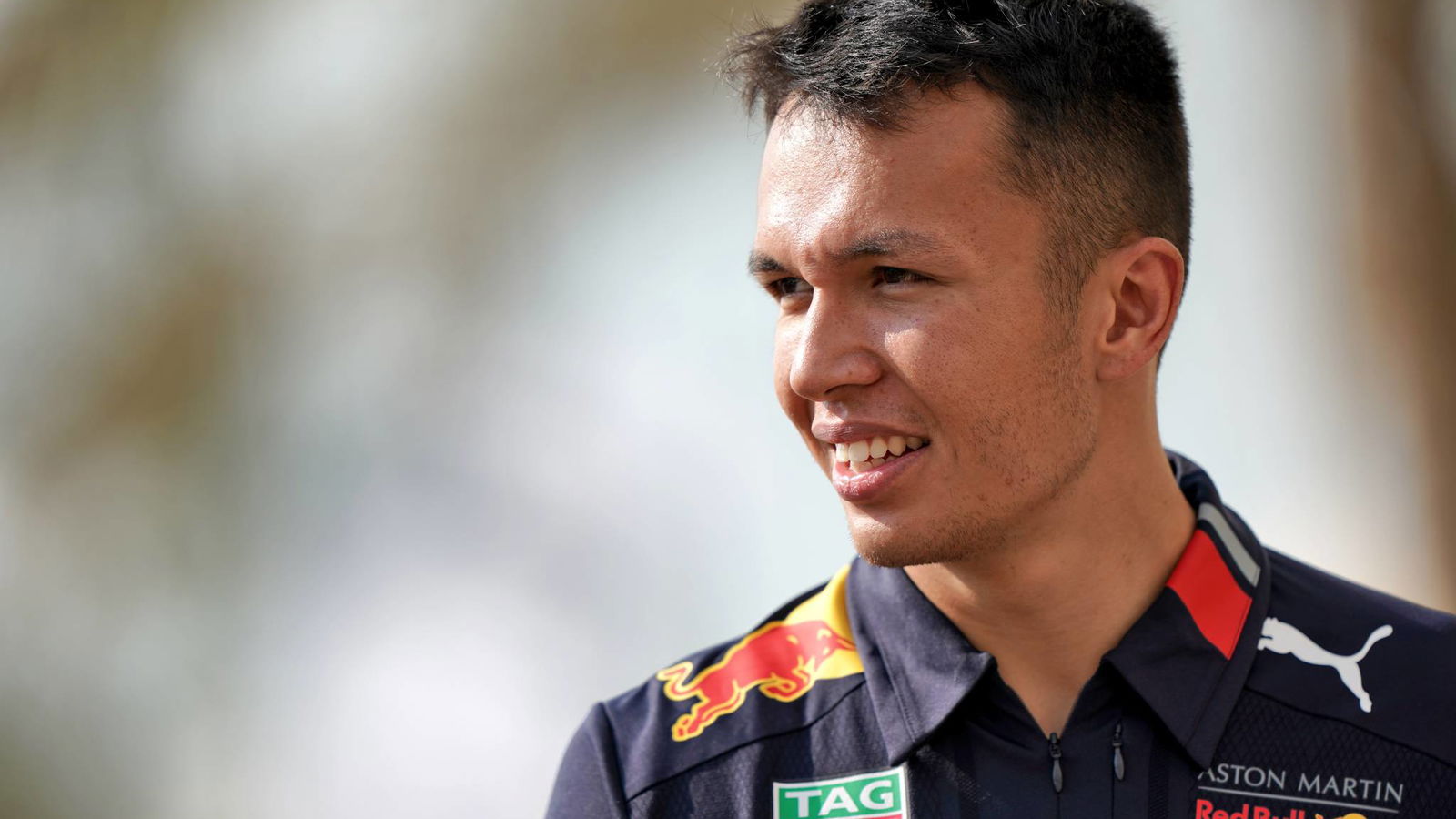 Albon dinobatkan sebagai Rookie of the Year pada acara pemberian hadiah FIA