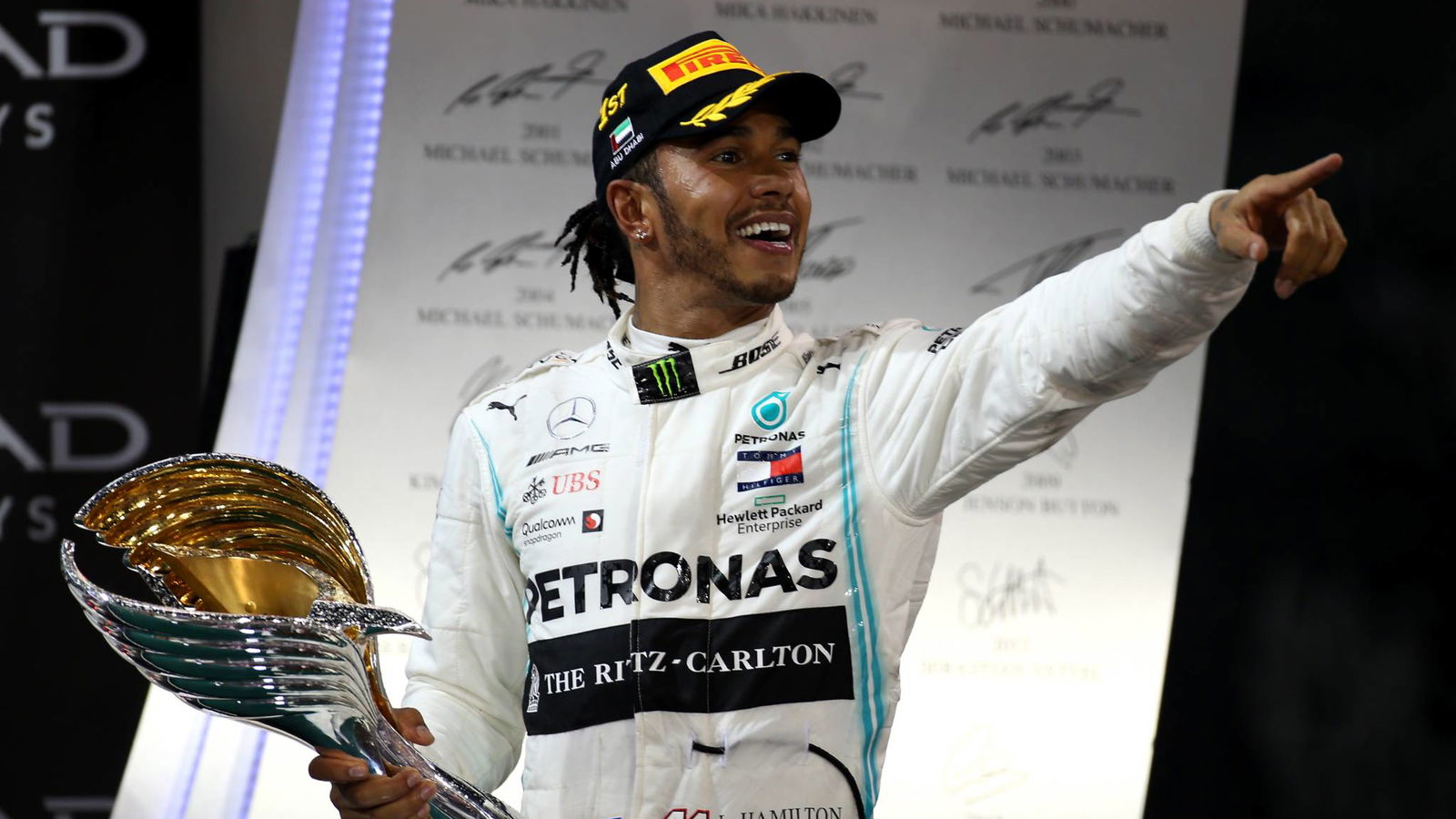 Hamilton mengungkapkan rating Mercedes untuk musim F1 2019