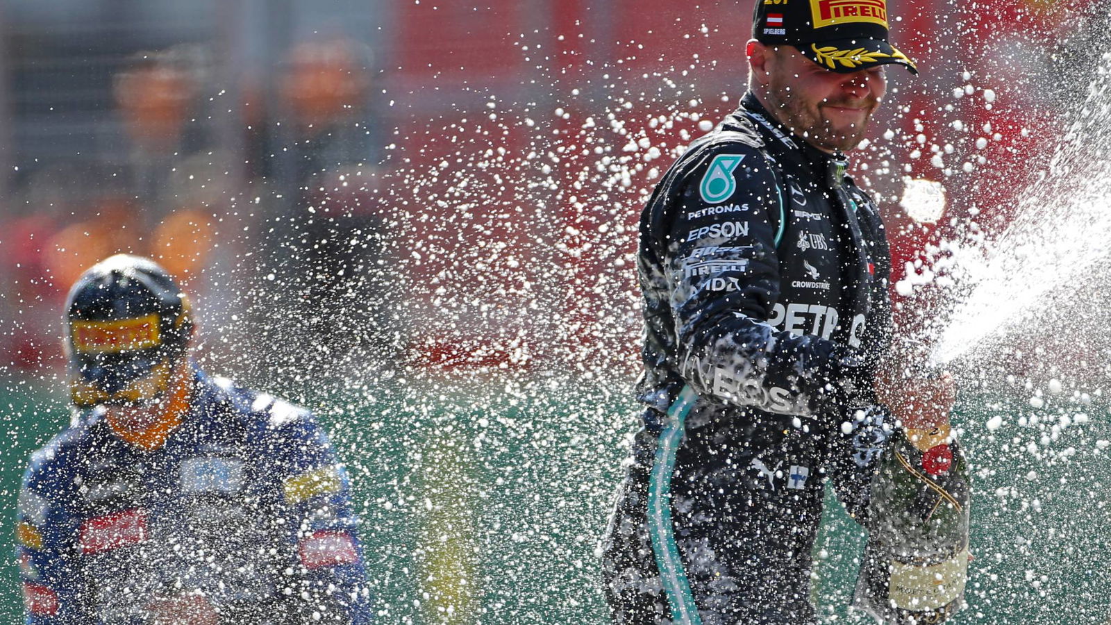 Bottas 'menghindari peluru' dan pembatasan untuk memberikan awal yang sempurna untuk F1 2020