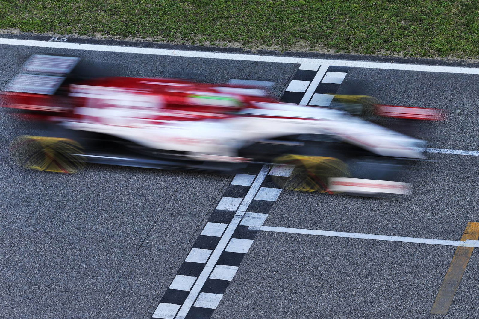 Mercedes a second clear as Bottas ends first F1 test on top