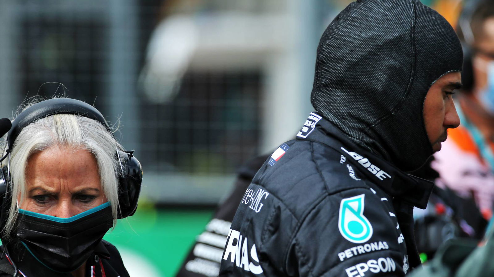 Hamilton membidik F1 dan Grosjean setelah sikap rasisme 'terburu-buru'