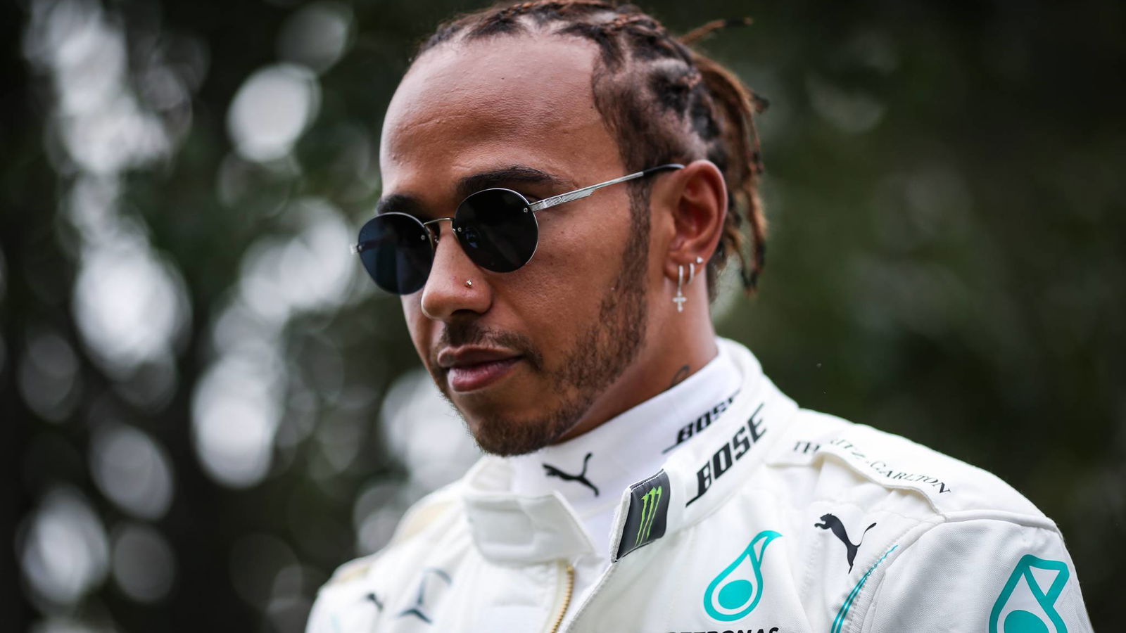 Hamilton 'shocked' Australian GP going ahead despite coronavirus
