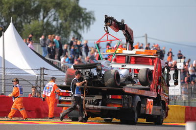 Williams forced into chassis change after Massa crash