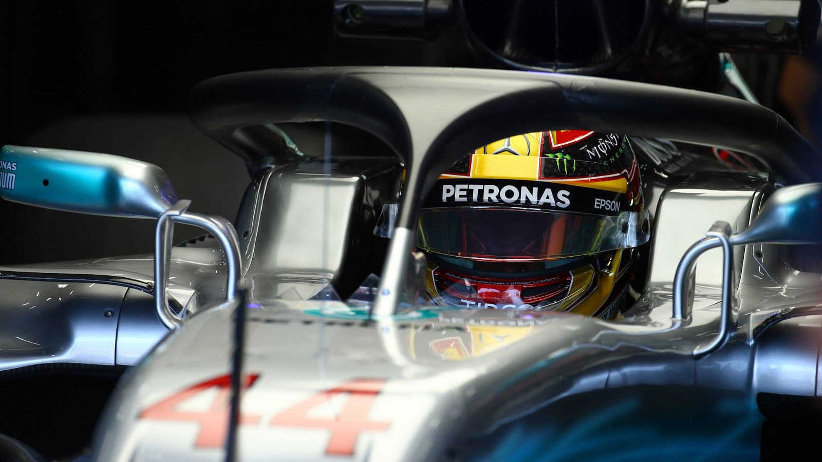 F1 Halo diperlukan untuk menahan berat 