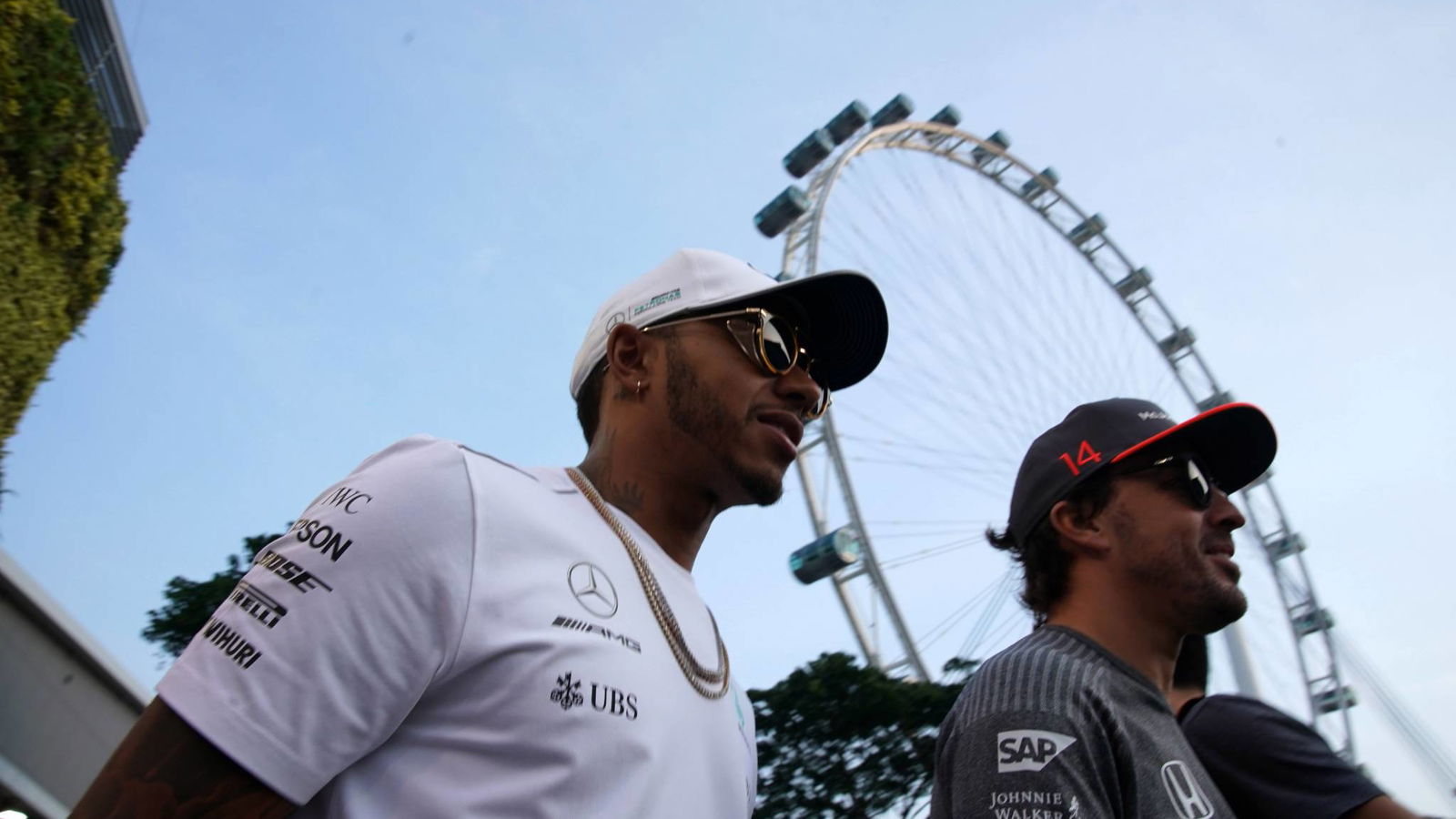 Hamilton wants Alonso to return to F1 title fight