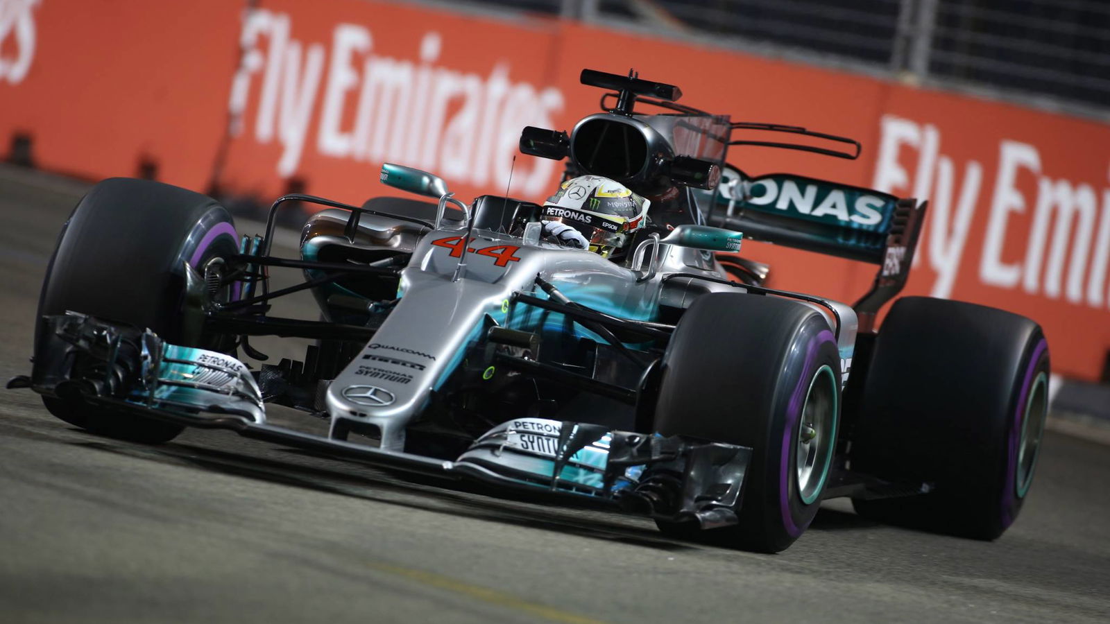 Wolff considers 'danger' of Mercedes' surprise Singapore F1 result