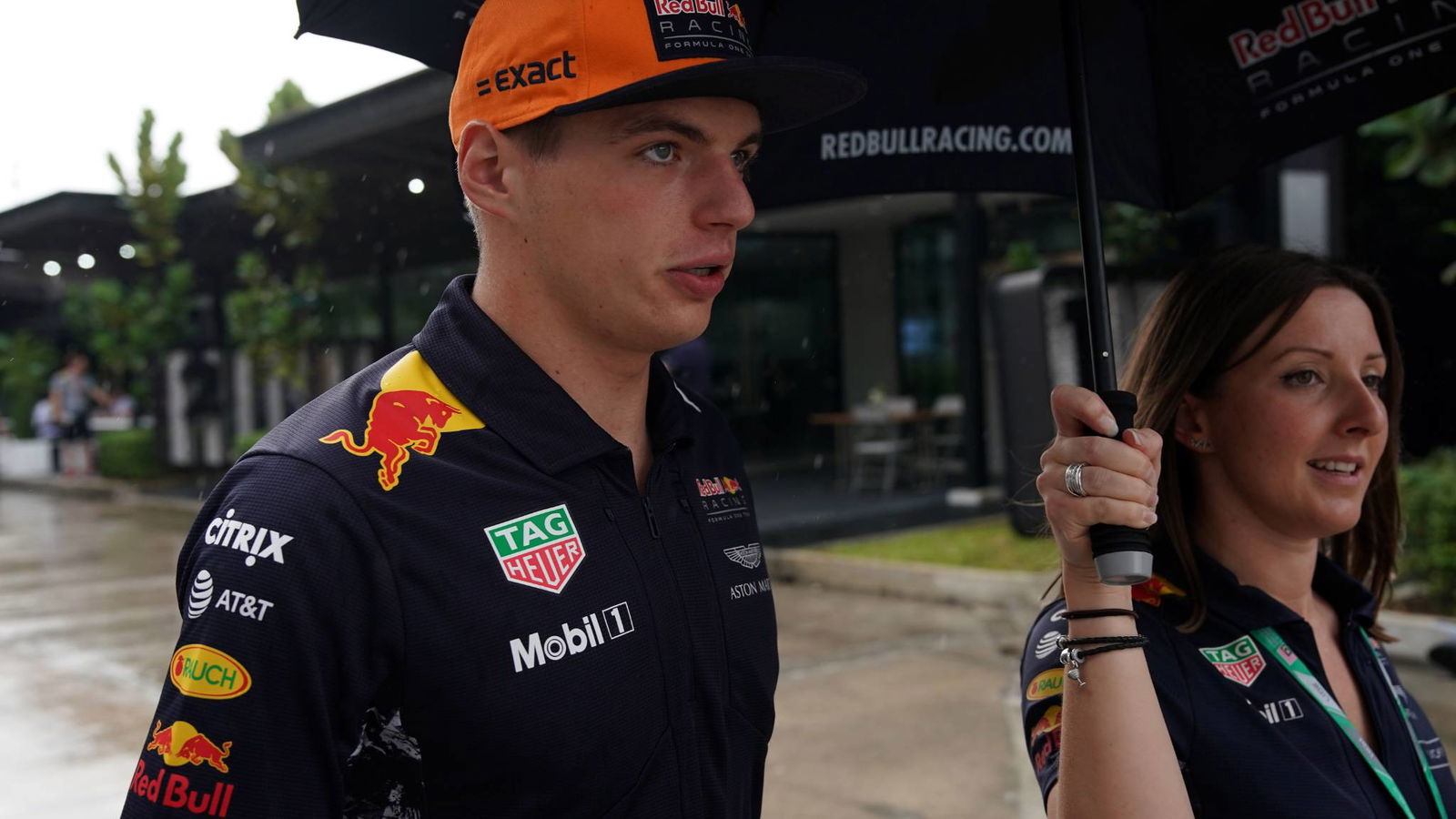 Verstappen expecting F1 title bid with Red Bull in 2018