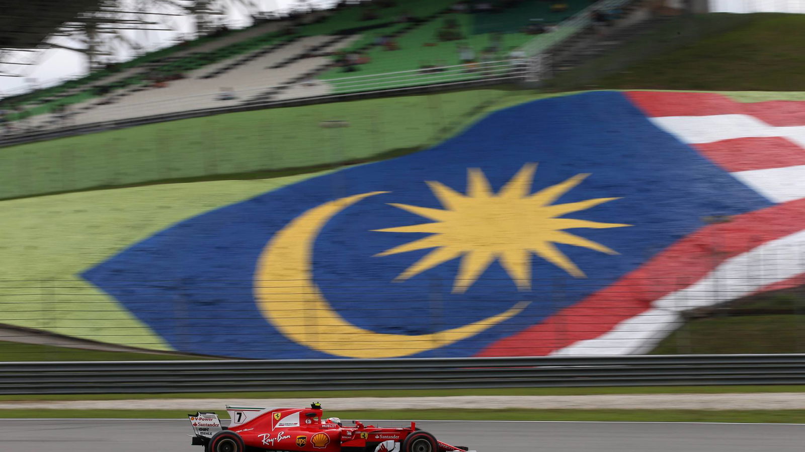 Raikkonen leads Ferrari 1-2 final Malaysia F1 practice