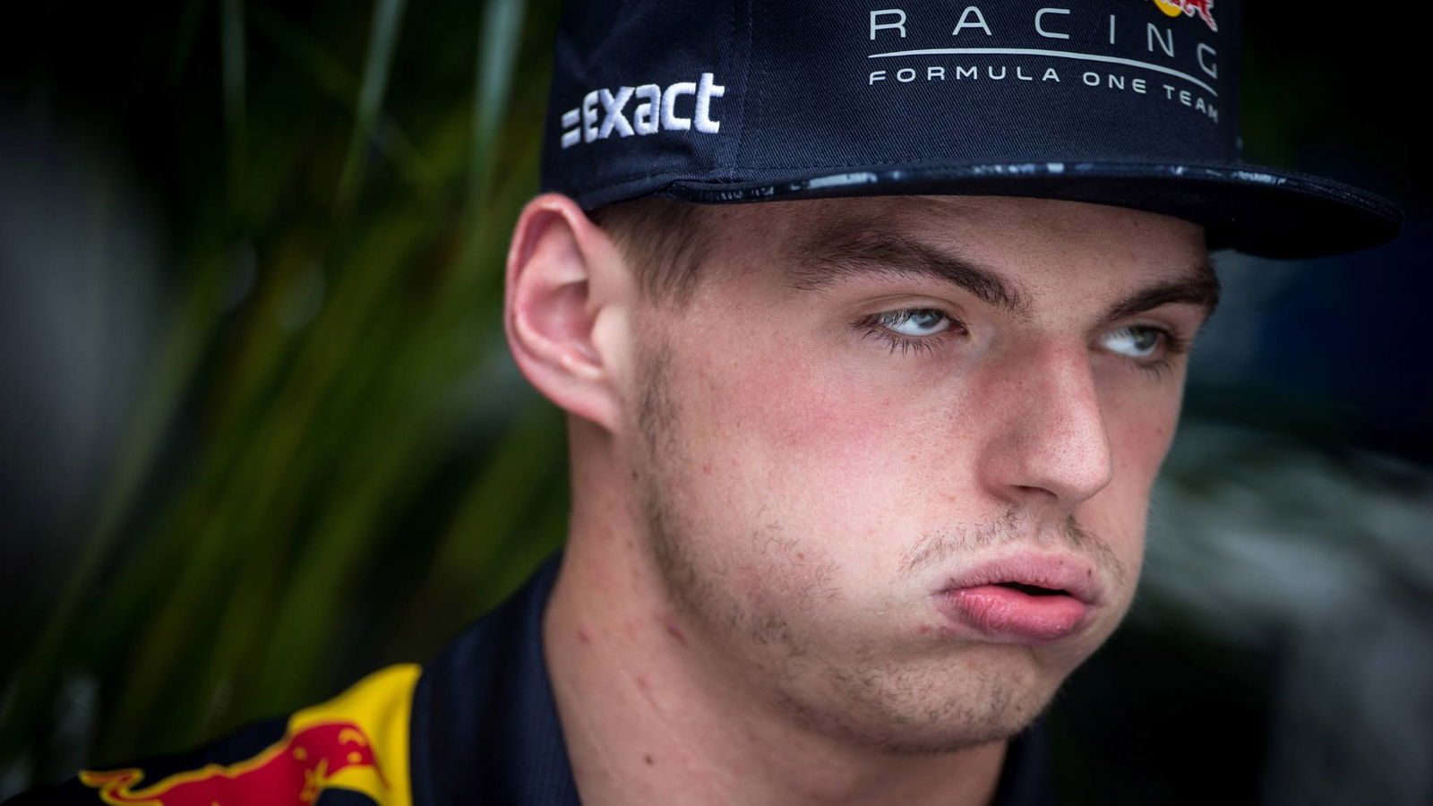 Fresh engine penalty lingers for Verstappen after new Red Bull deal