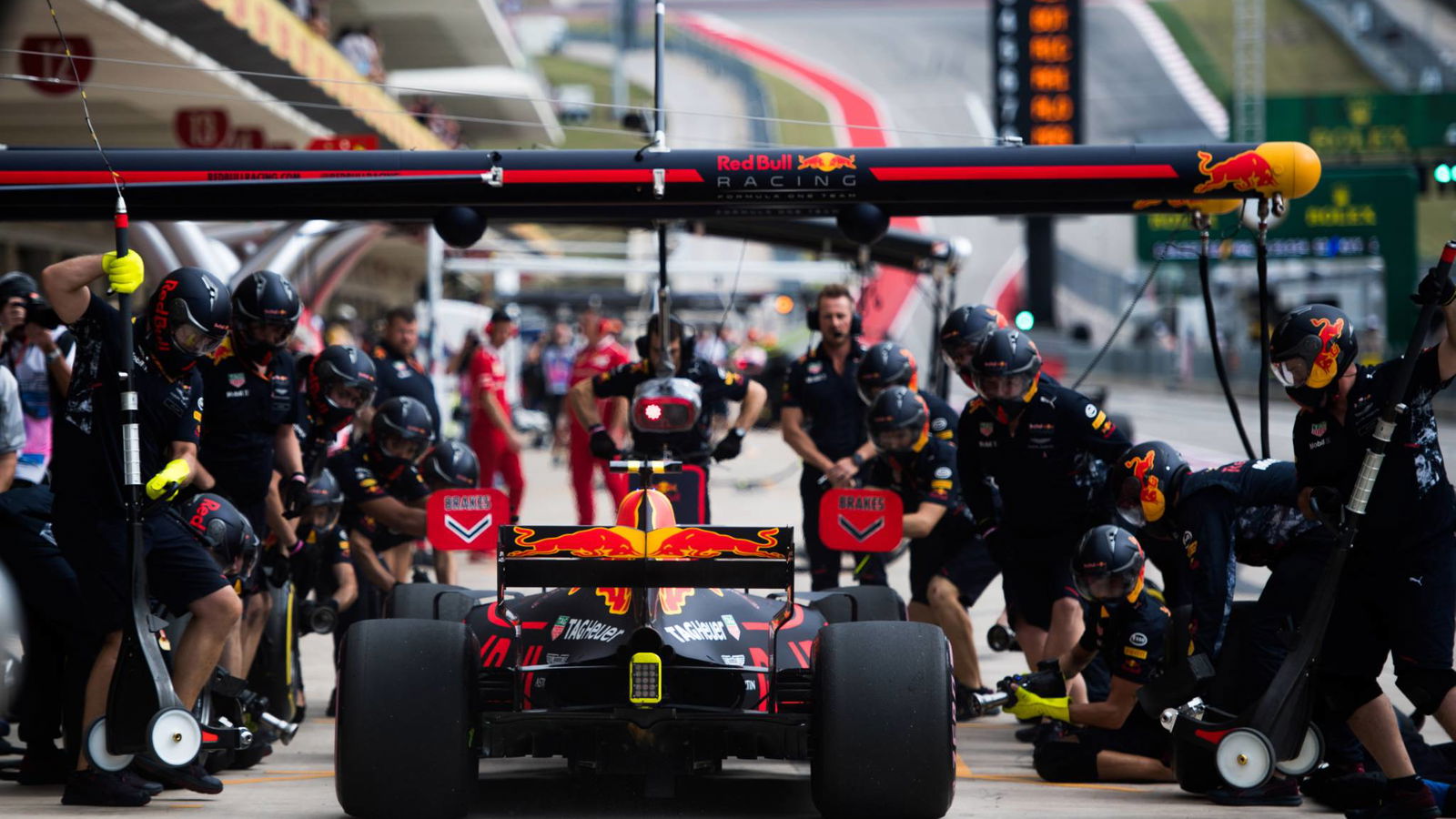 Penalties gift Verstappen engine upgrade for US GP