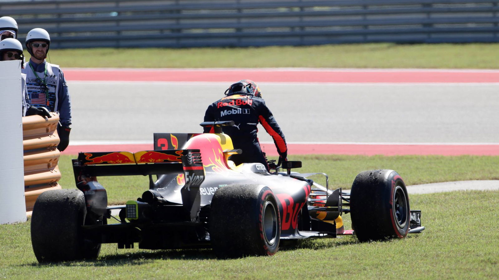 Ricciardo bracing for Mexico GP grid penalty after engine failure