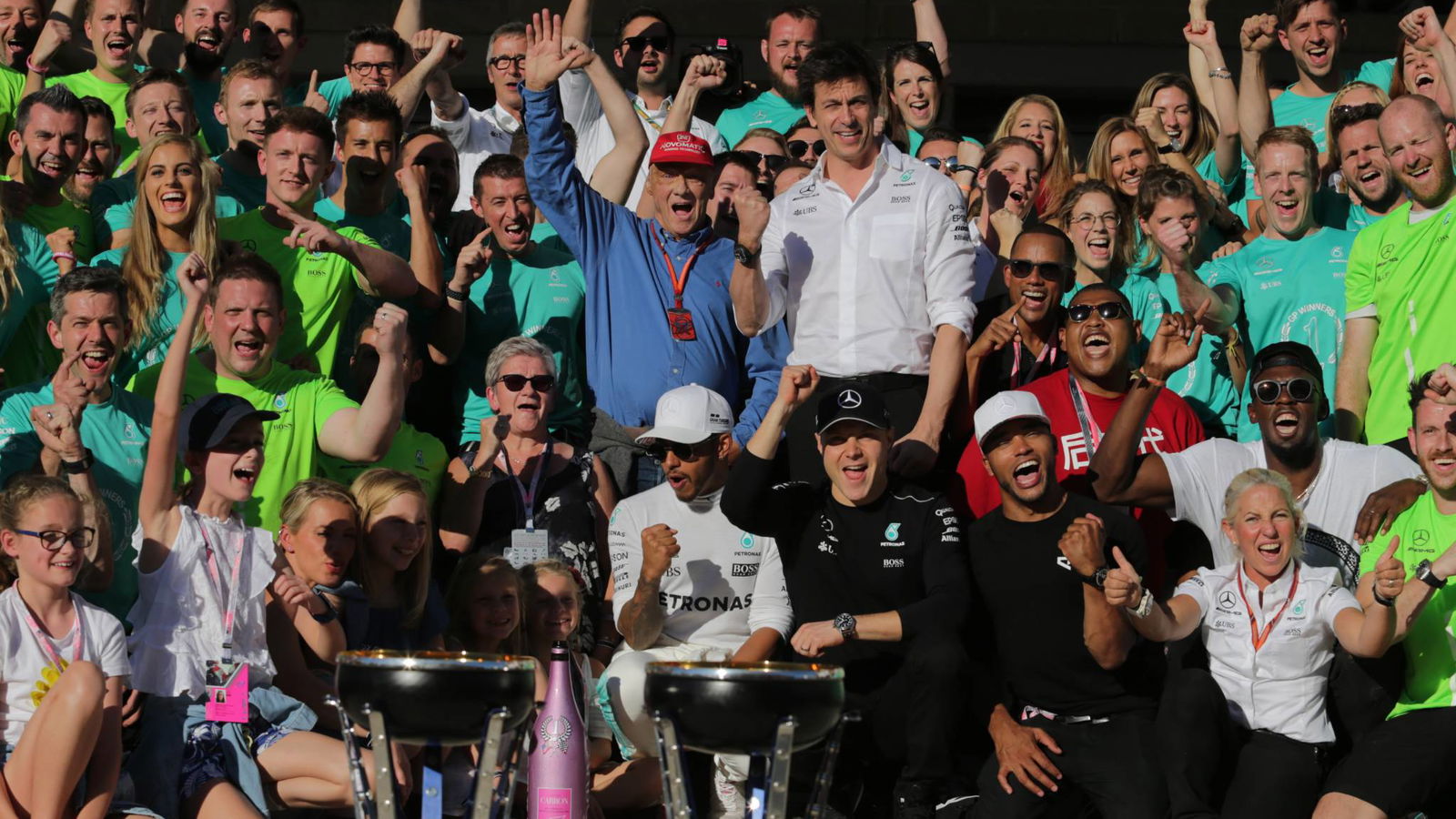 Mercedes wraps up 2017 F1 constructors’ title at US GP