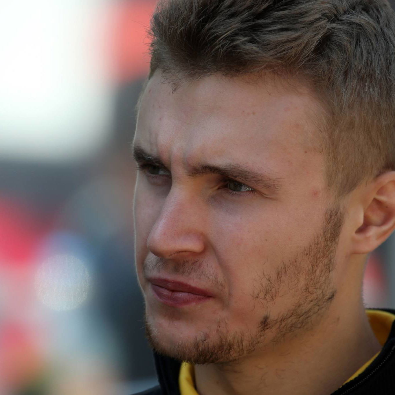 Aleix Espargaro Senang Dengan Swingarm Karbon Aprilia