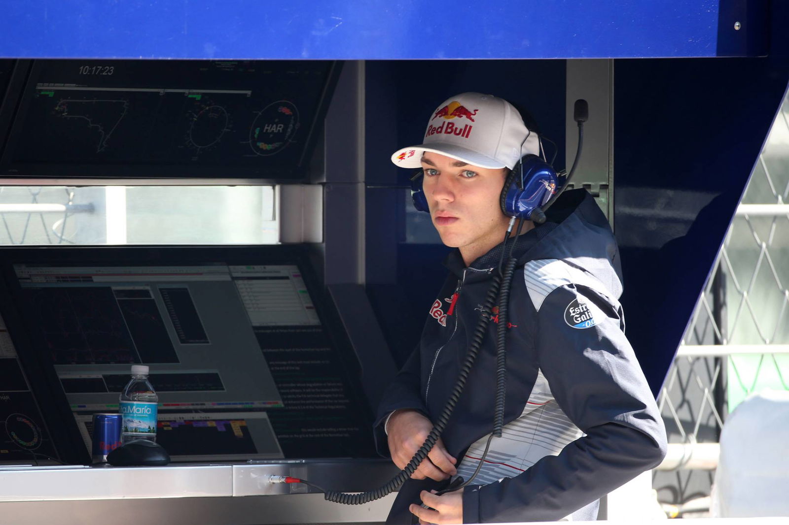 Magnussen given green light by FIA after illness