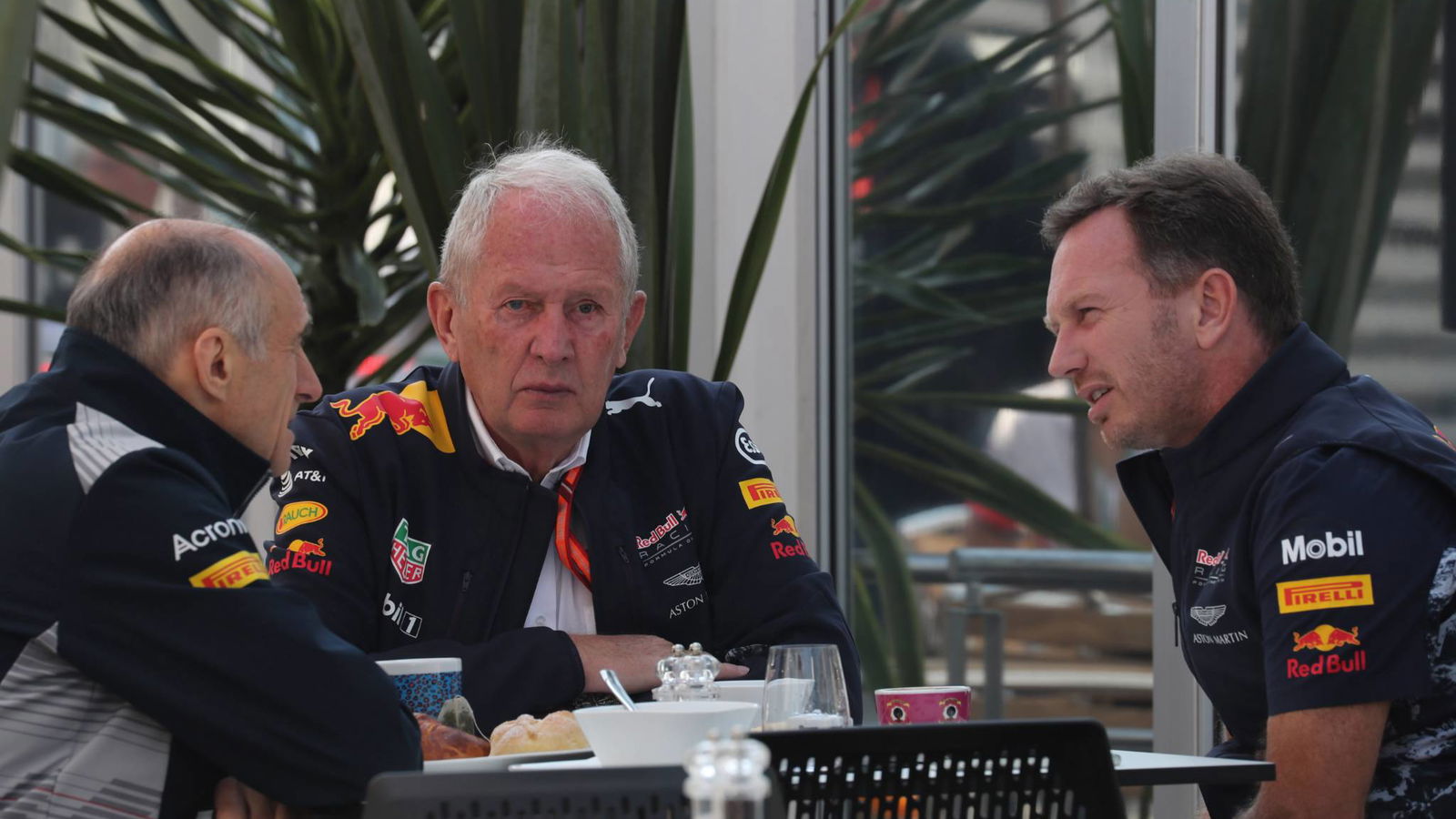 Marko moves to soothe tensions over Renault, Toro Rosso engine debate