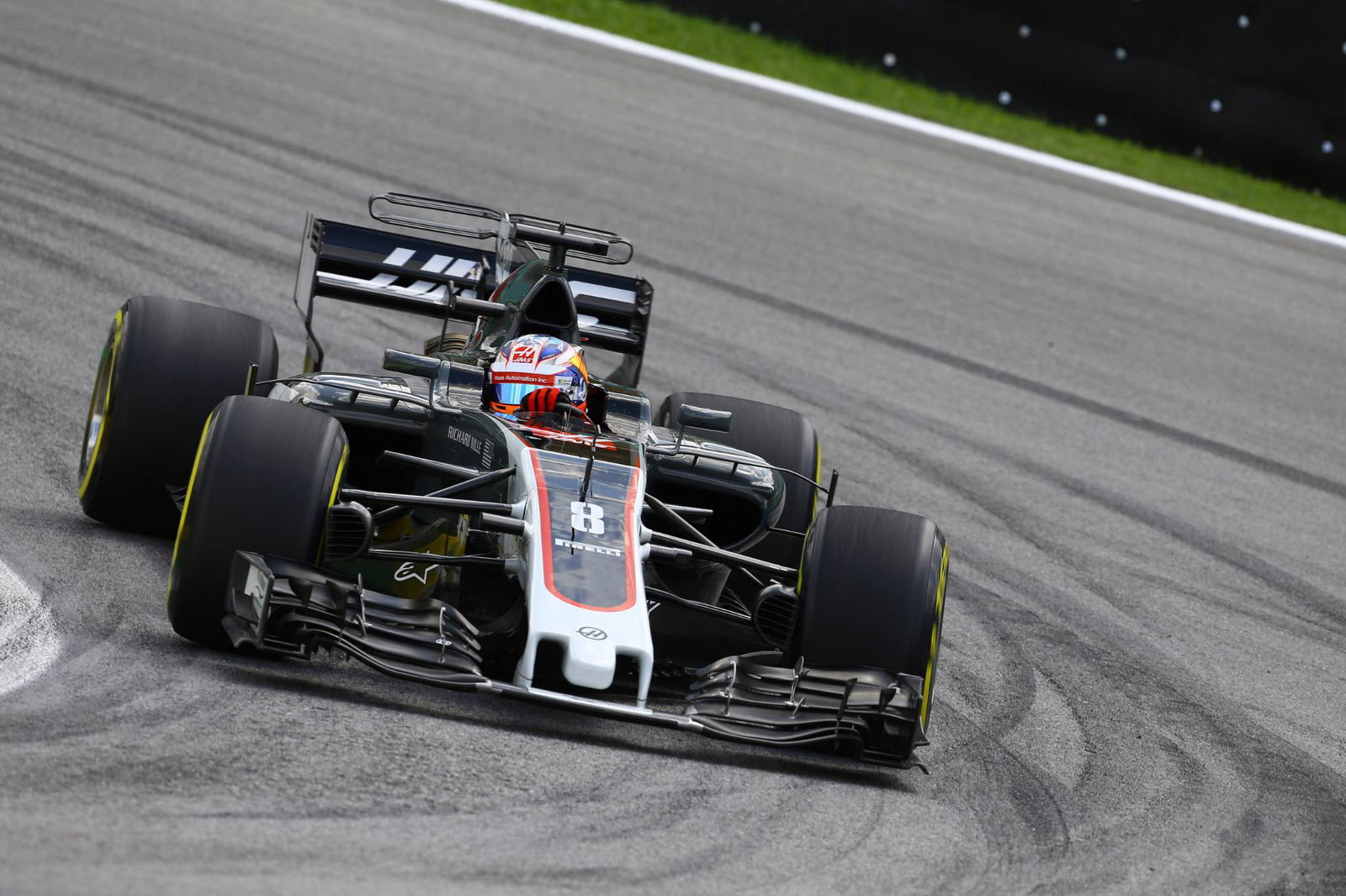 GALLERY: Check out F1 2018 cars!