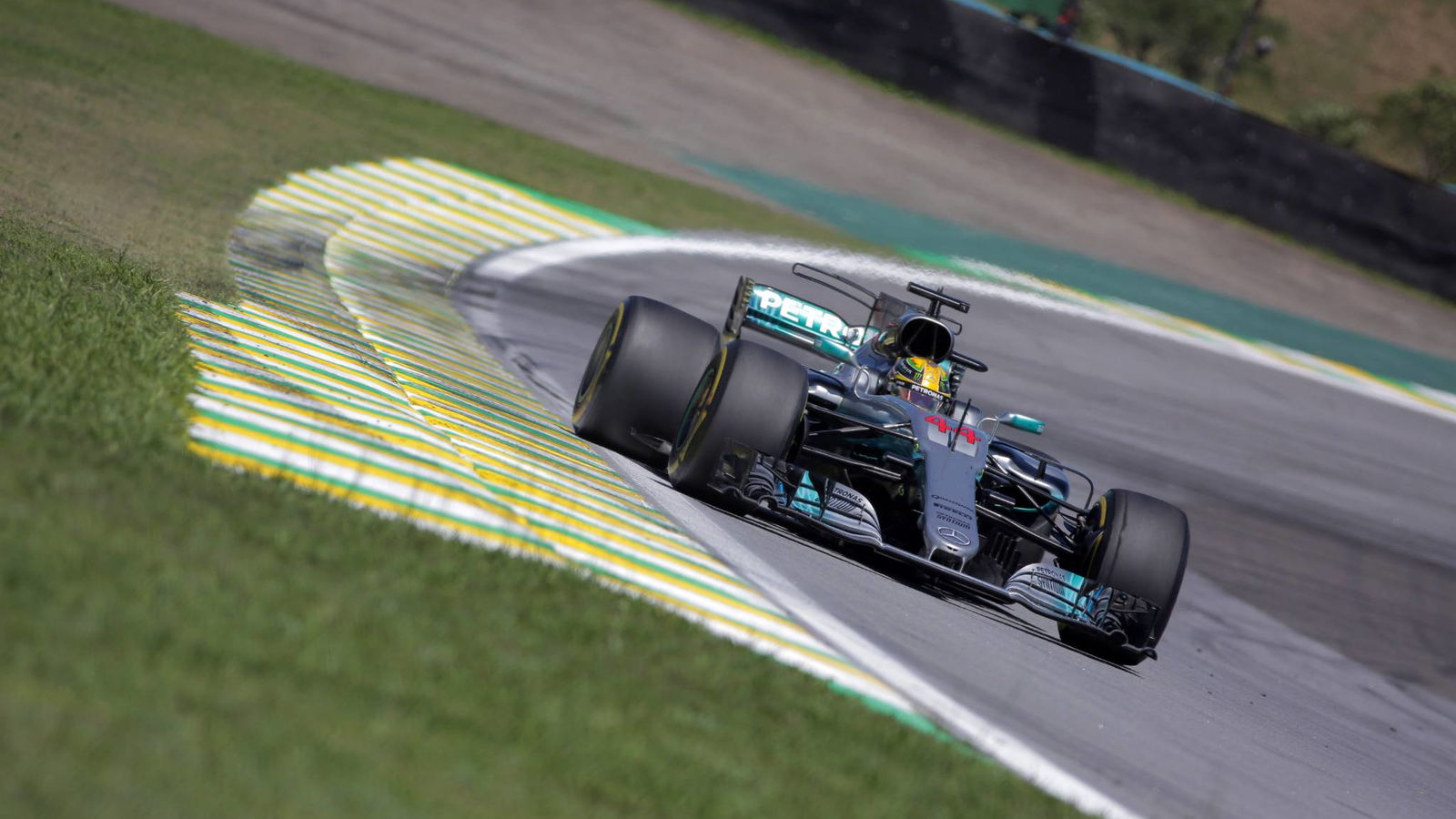Hamilton: F1 cannot shy away from Interlagos safety issues
