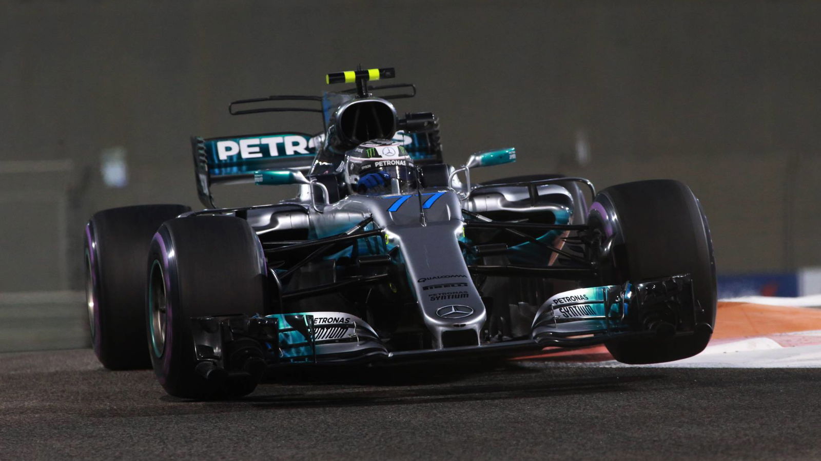 Mercedes doesn't want F1 car to lose all 'diva' traits