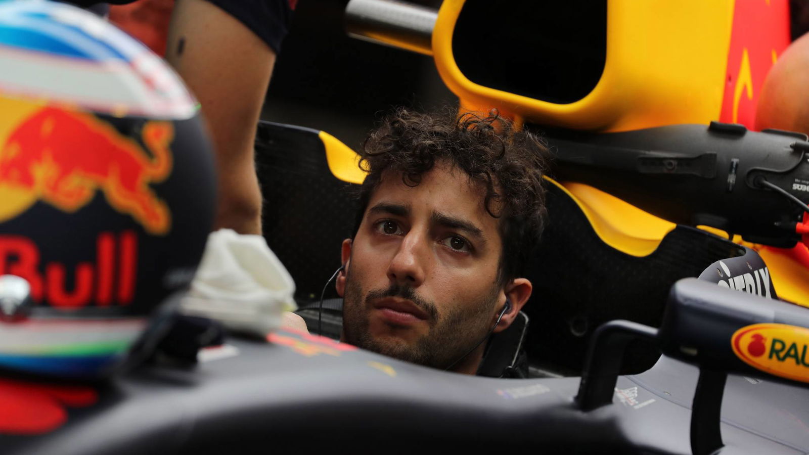 Formula 1 Gossip: Ricciardo 'aware' of risks when waiting for contract