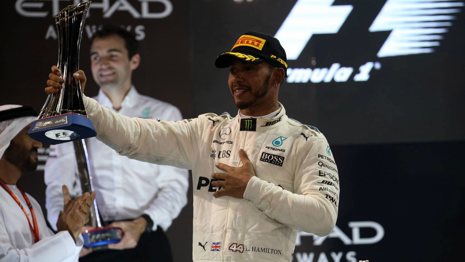 Hamilton and Mercedes 'a million times closer’ than at end of 2016