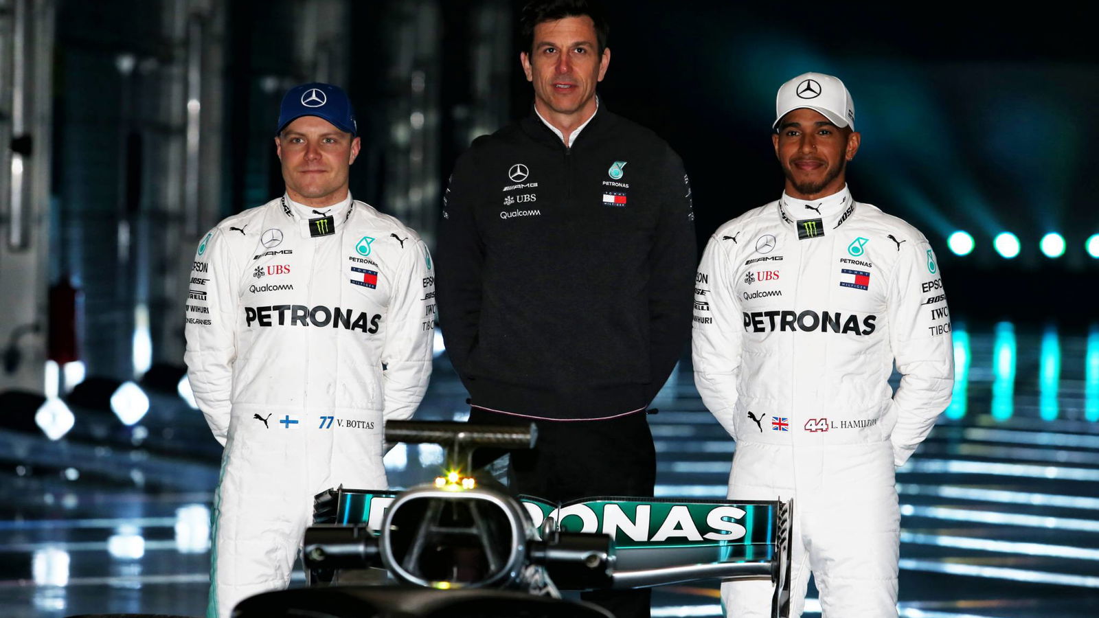 Bottas ingin lebih menekan Hamilton yang tangguh