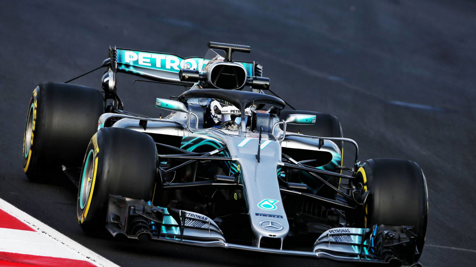 Bottas leads cold second morning of Barcelona F1 test