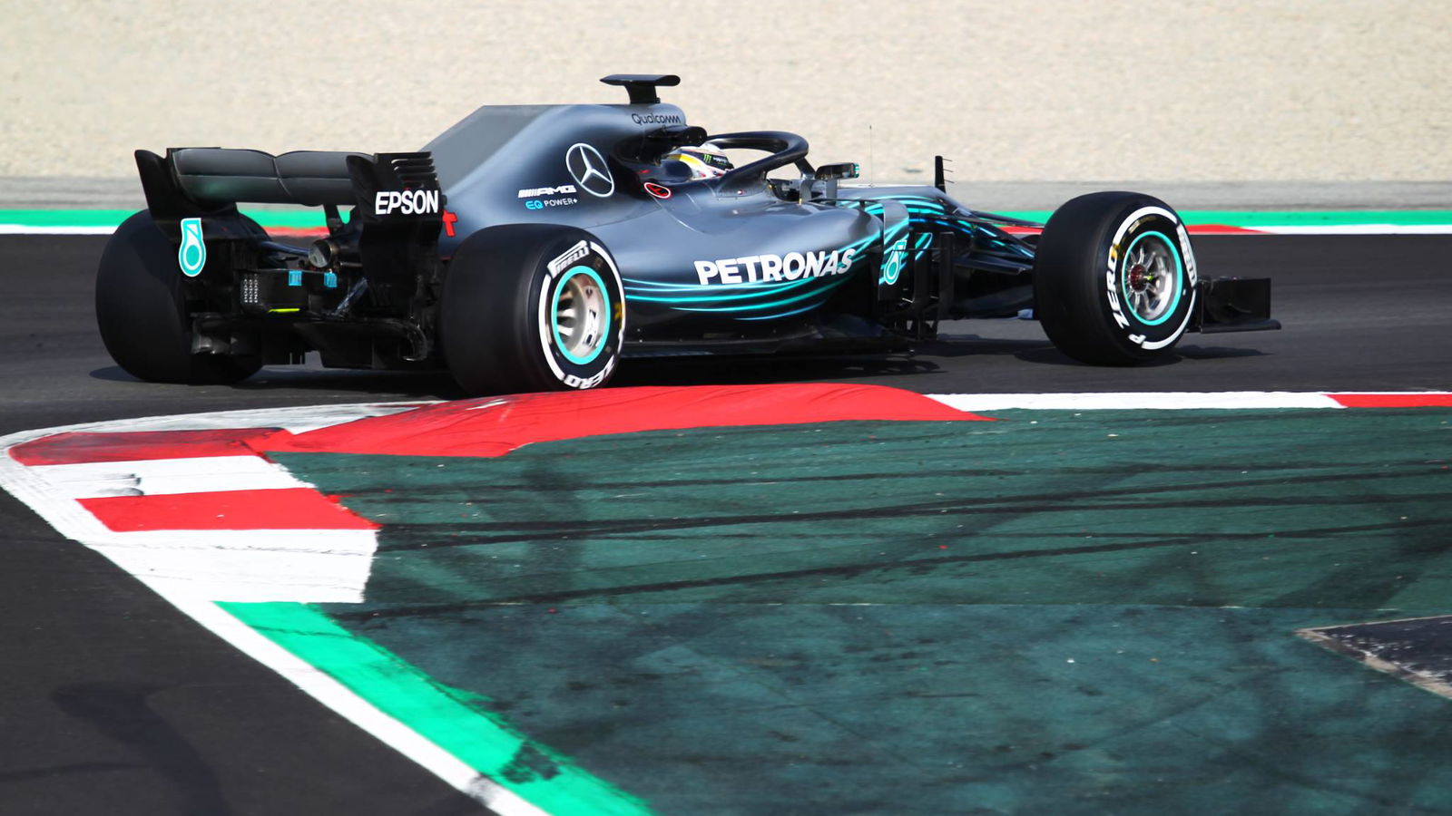 Hamilton menyalahkan MotoGP atas 